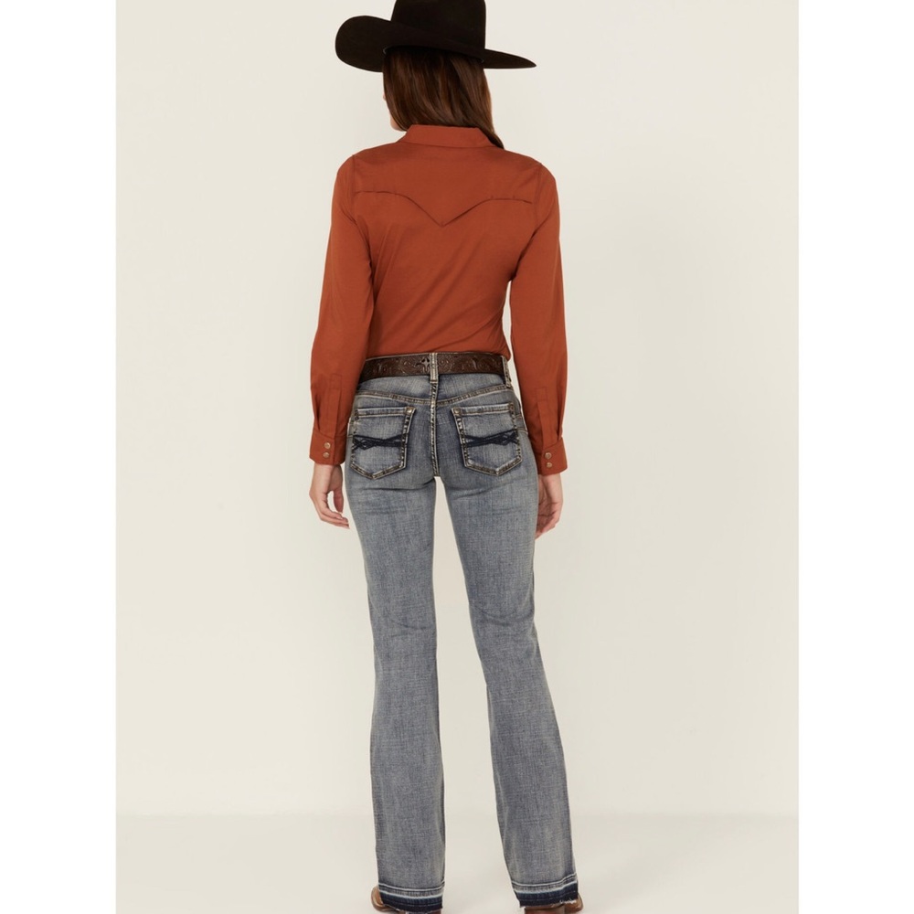 RANK 45 Women's Medium Wash Mid-Rise Stretch Bootcut  - Size 25 length 32